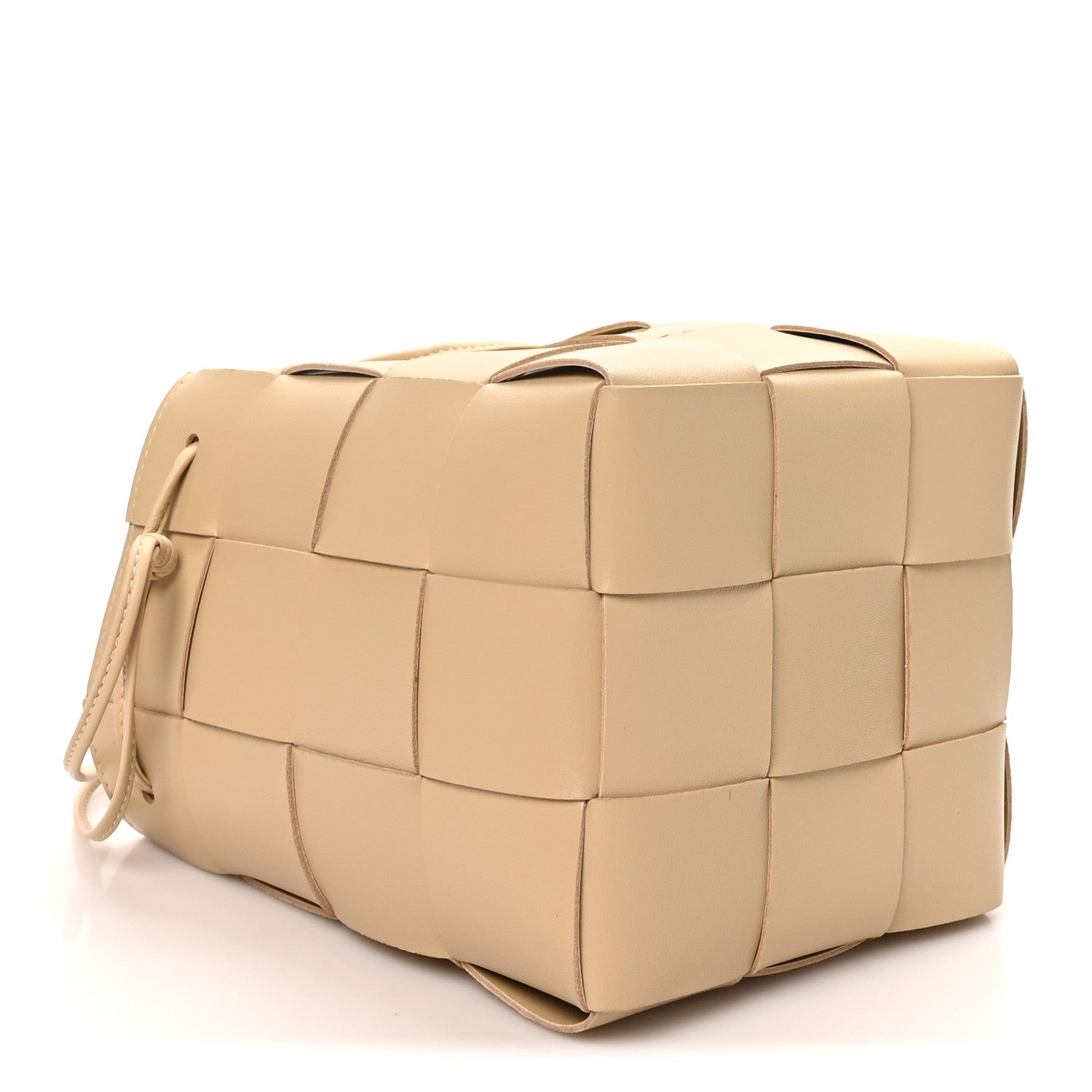 Bottega Veneta Nappa Maxi Intrecciato Small Cassette Bucket Bag Porridge
