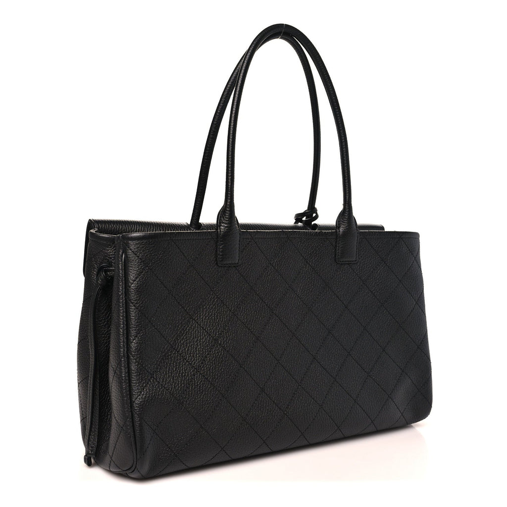 CHANEL SHOPPING BAG IN GRAINED CALFSKIN
