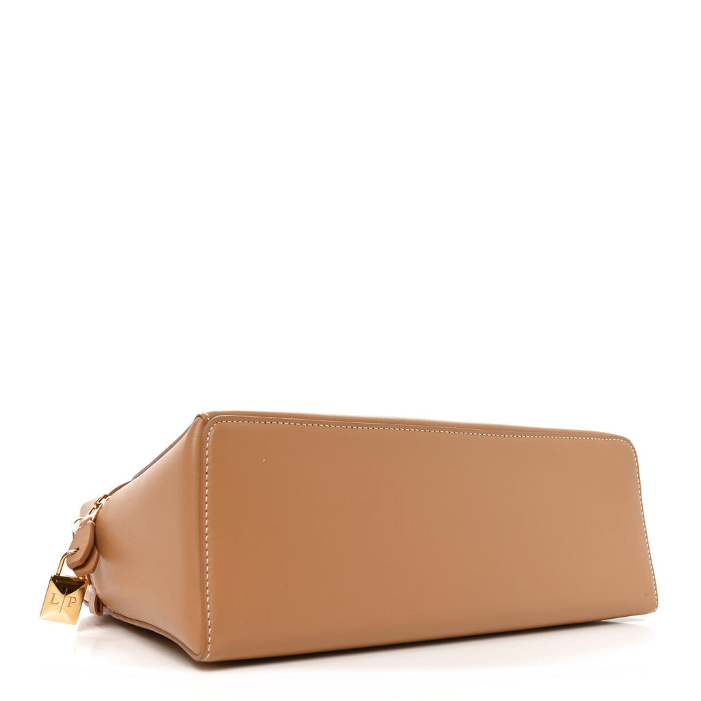 Loro Piana Saddle Calfskin Extra Bag L27 Cream Bignet detail view