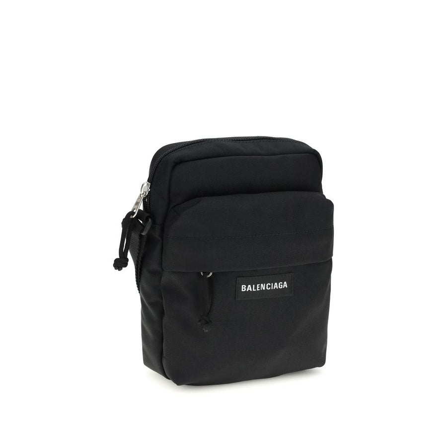 3/4 back view