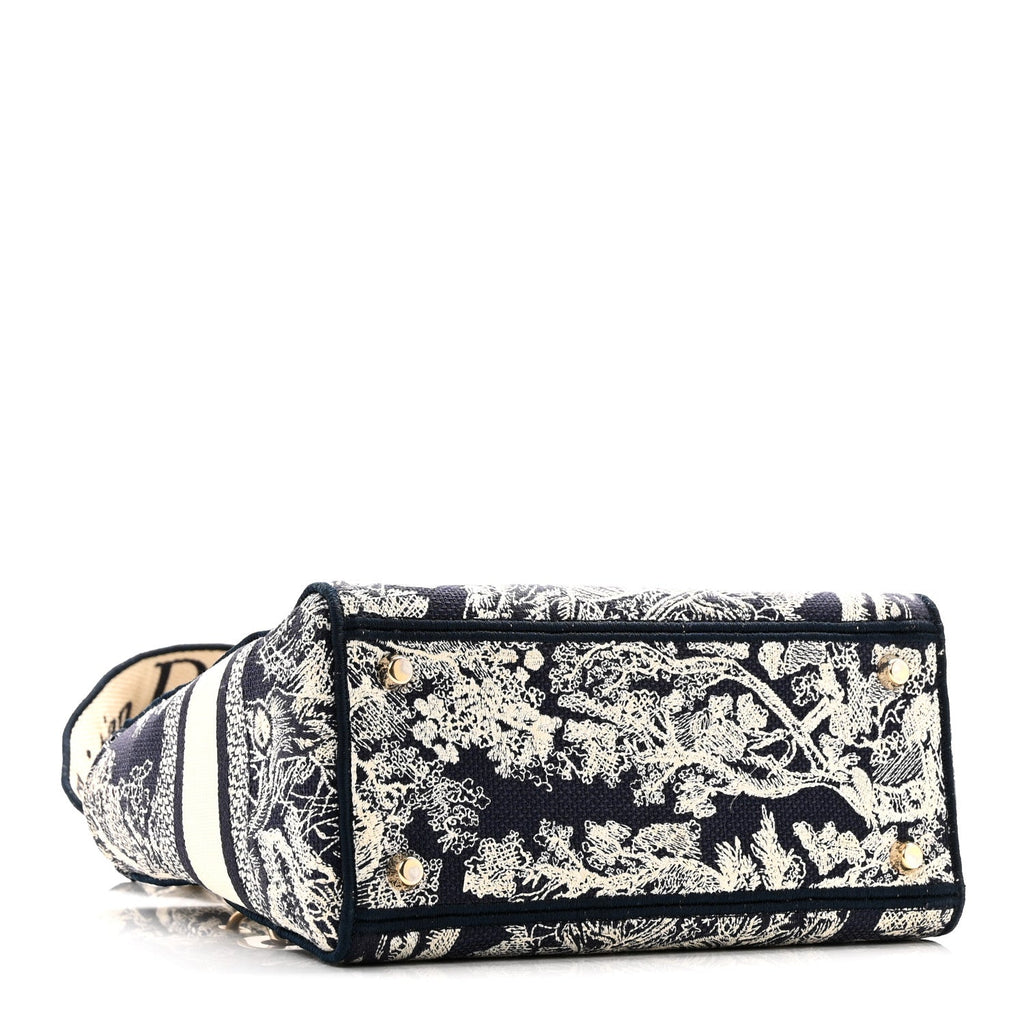 Dior Canvas Toile De Jouy Embroidered Medium Lady D-Lite Navy