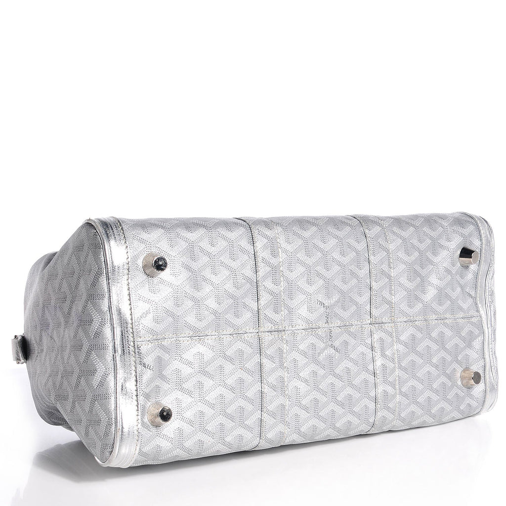 Goyard Croisière 35 in Gris - base detail