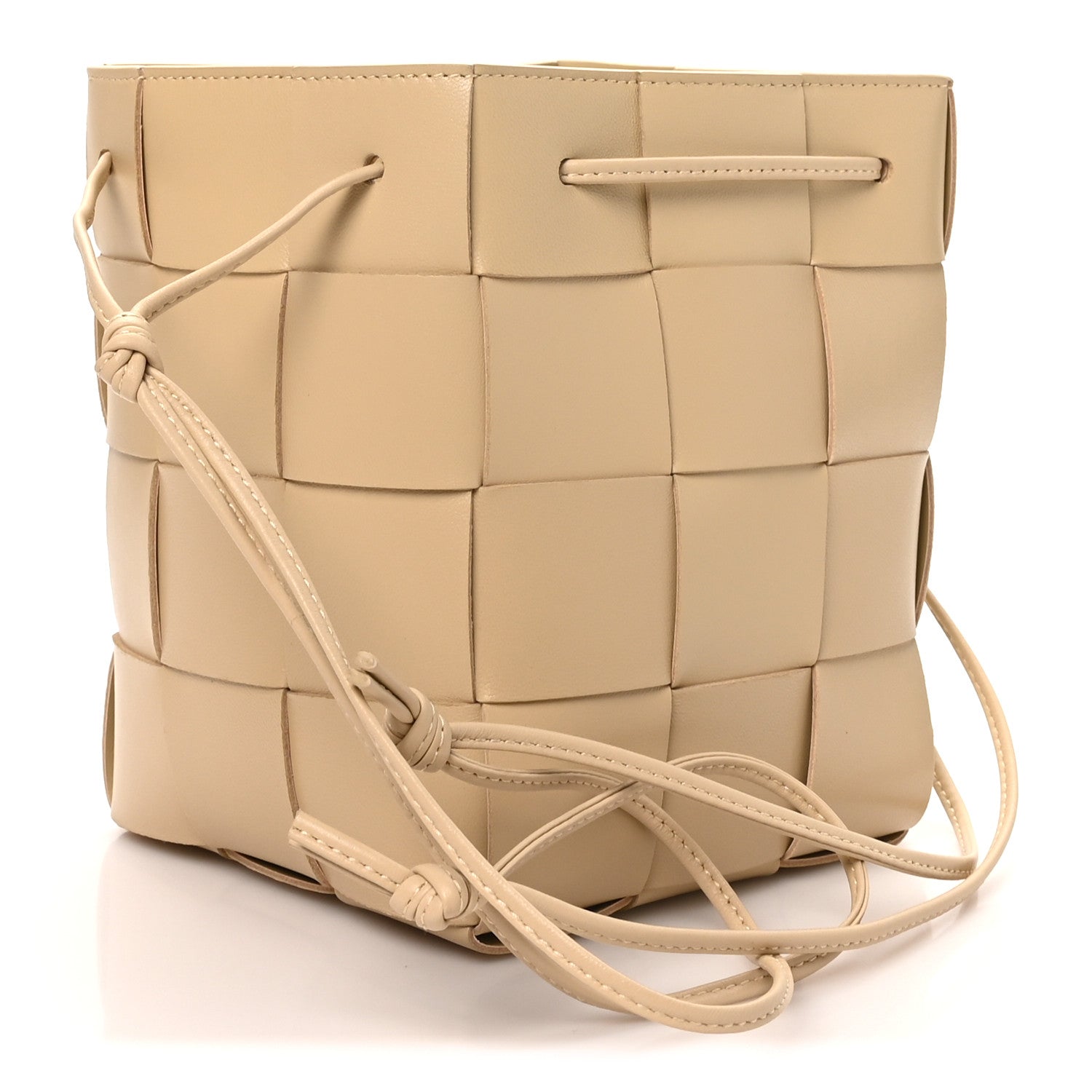 Bottega Veneta Nappa Maxi Intrecciato Small Cassette Bucket Bag Porridge
