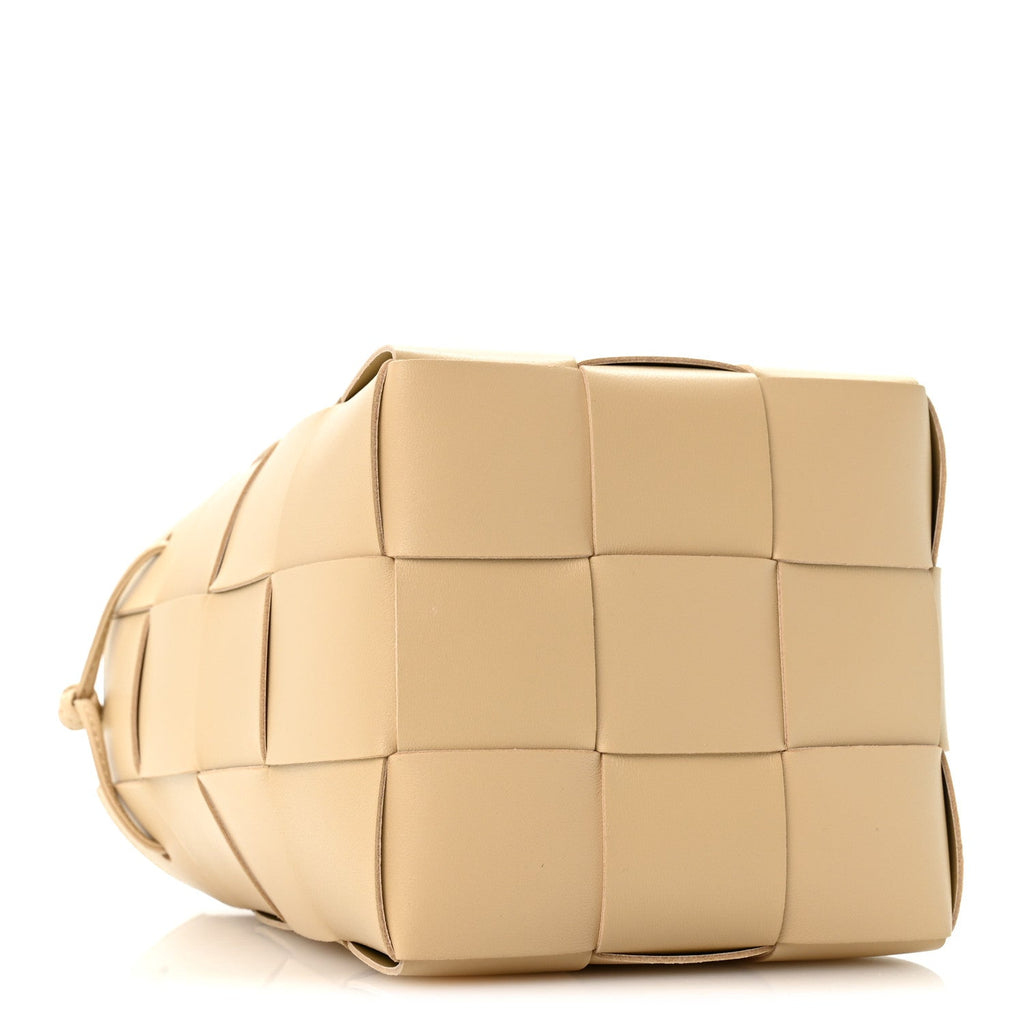 Bottega Veneta Lambskin Maxi Intrecciato Small Cassette Crossbody Bucket Bag Porridge
