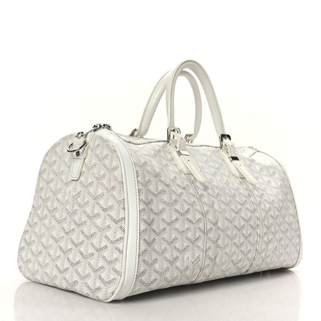 3/4 back view