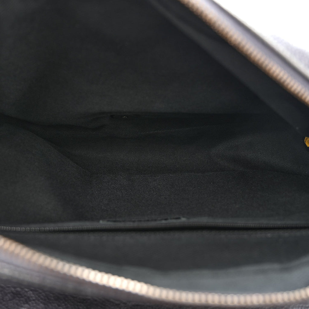 Chanel Iridescent Caviar Quilted Jumbo Easy Flap Silver