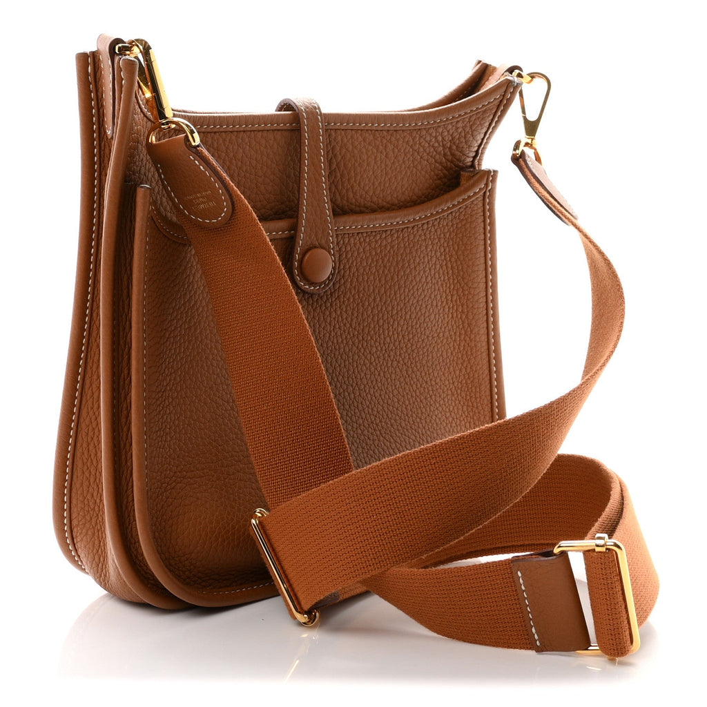 Hermès Taurillon Clemence Evelyne 23 Poche III Gold