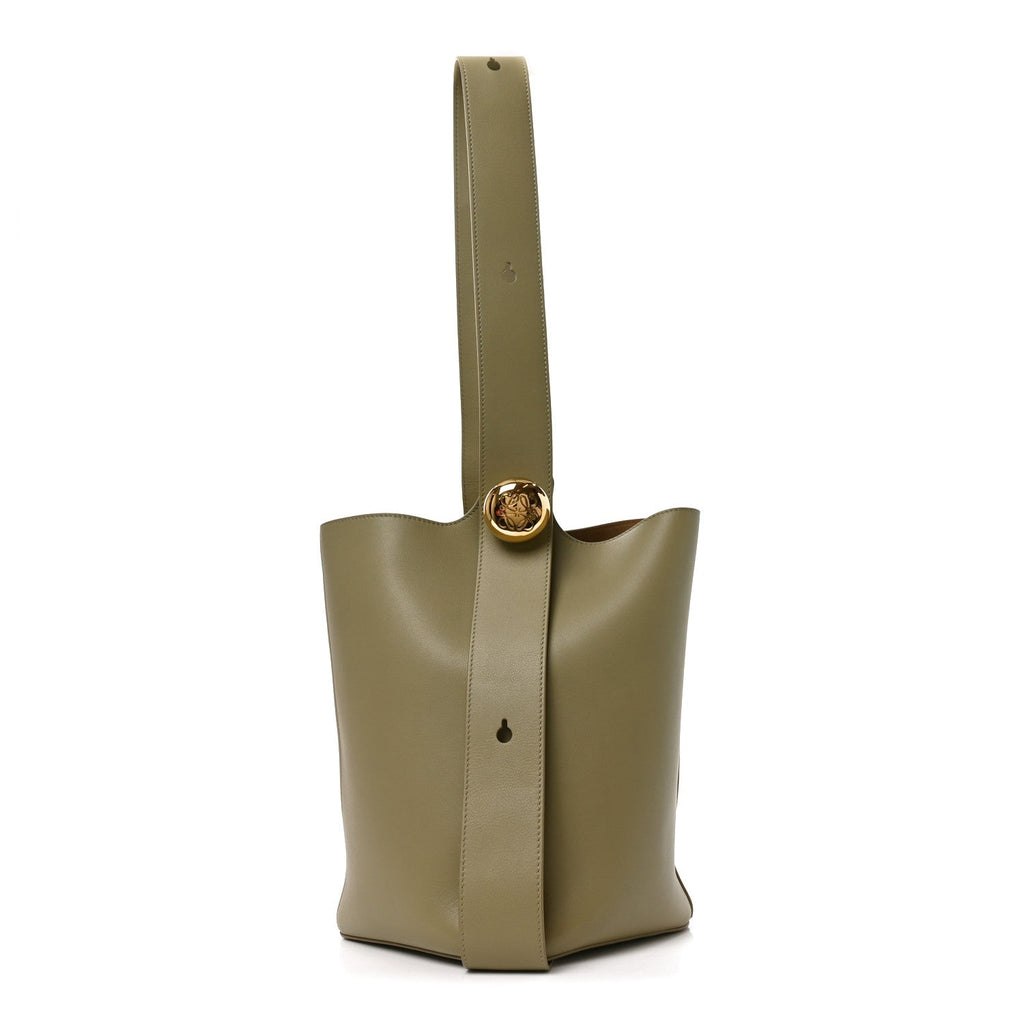 Loewe Smooth Calfskin Medium Pebble Bucket Bag Eucalyptus