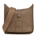 Hermès Taurillon Clemence EVELYNE III PM Etoupe