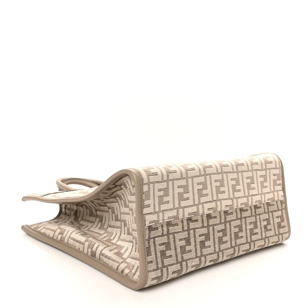 Fendi Chenille Vitello Cher FF Medium Fendi Sunshine Shopper Tote Tortora
