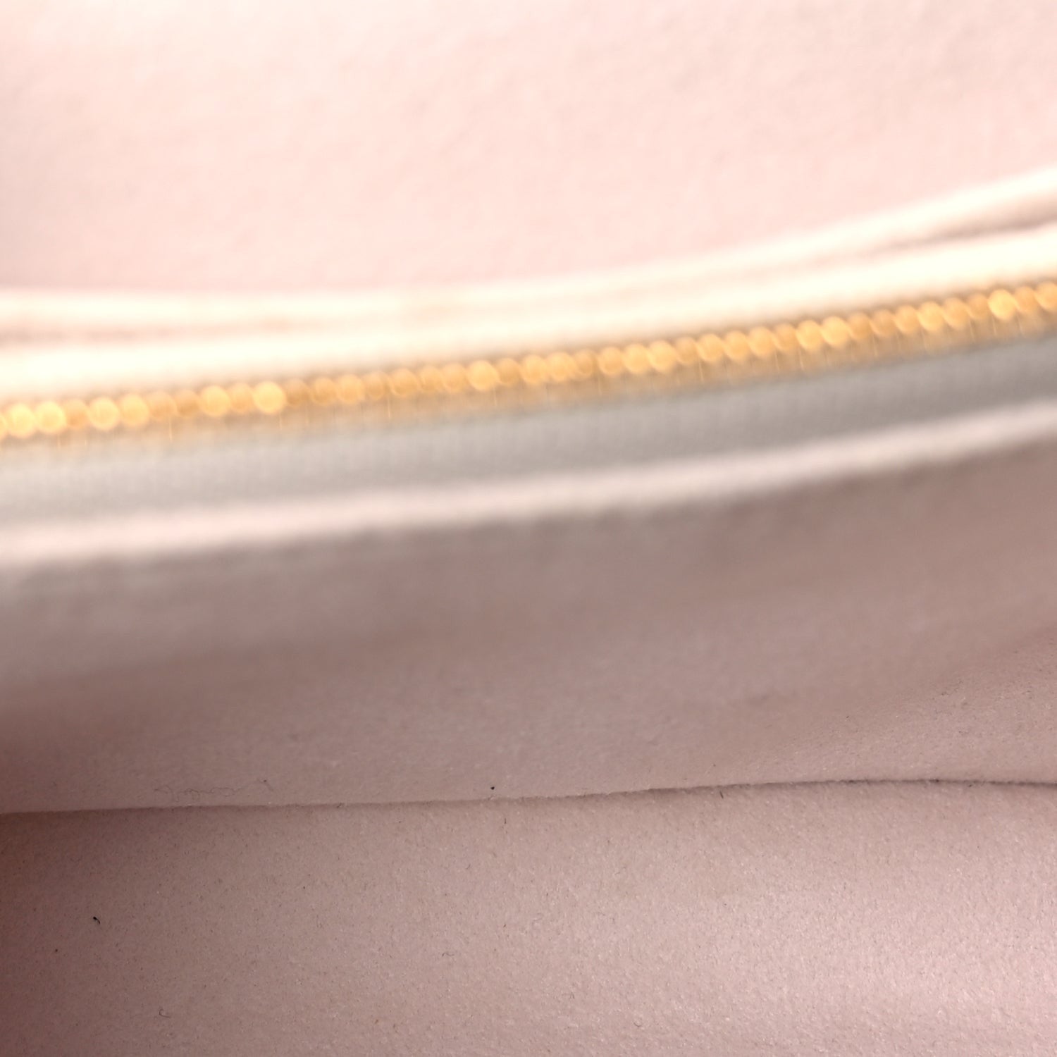 Louis Vuitton Calfskin New Wave Chain Bag MM NM Ivory