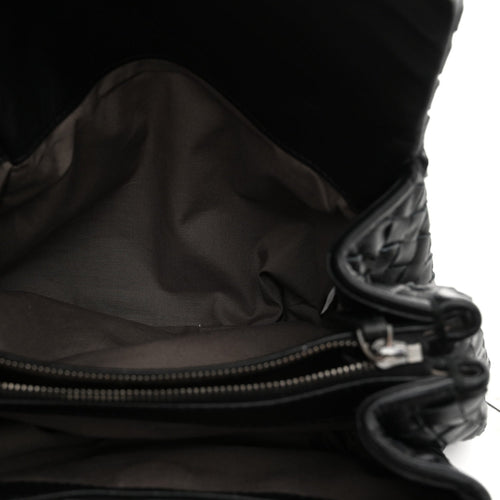 3/4 back view