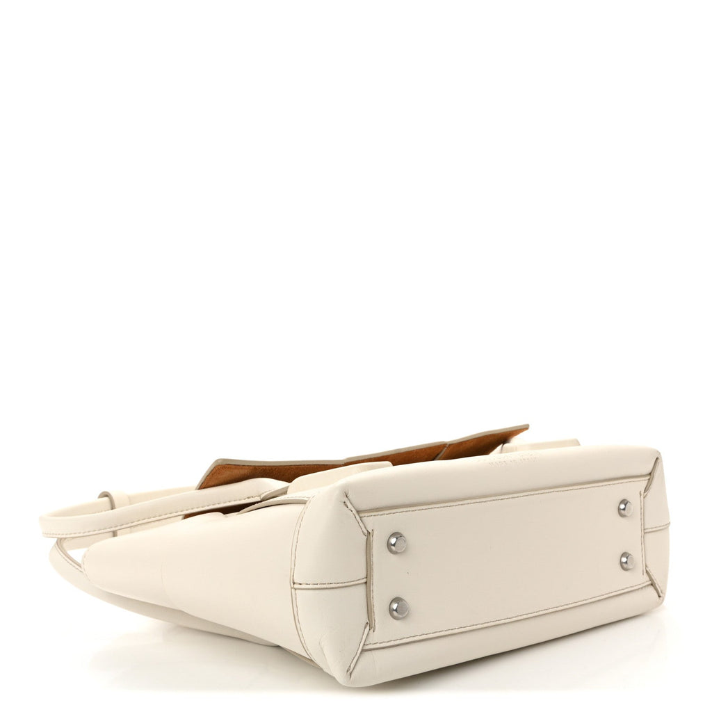 Bottega Veneta French Calfskin Maxi Intrecciato Arco 33 Bianco