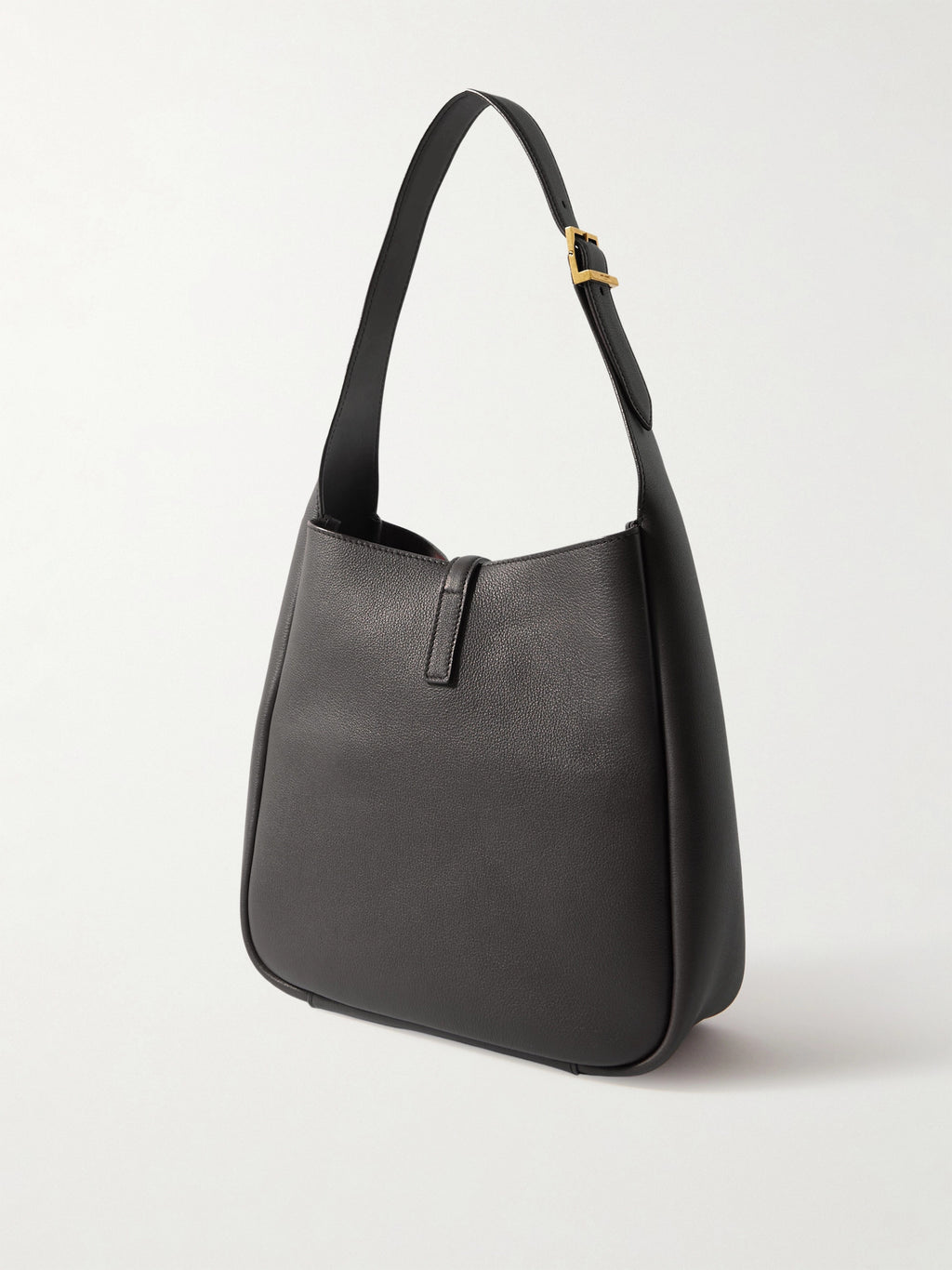 3/4 back view